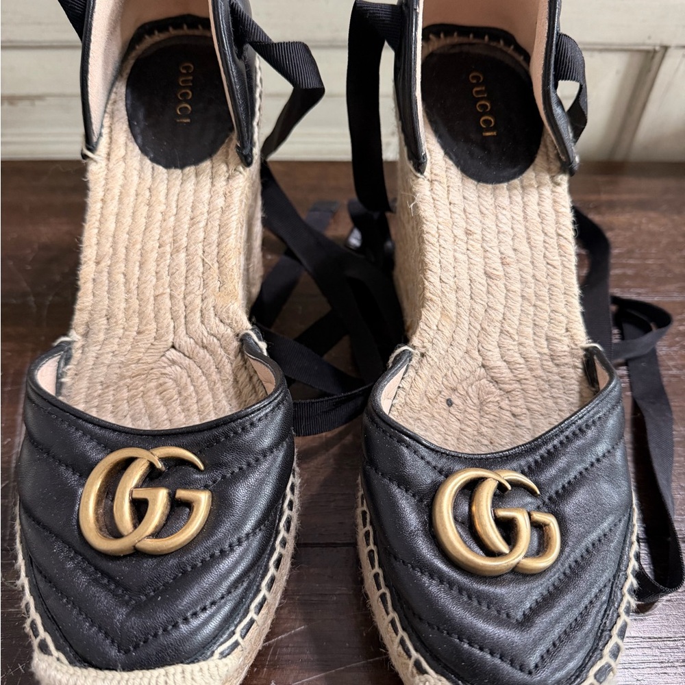 Gucci Black and Gold Espadrille Sandals